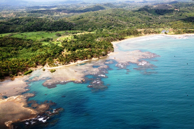 Costa Arriba de Colón. (Foto cortesía de la ATP) Carretera costanera abrirá paso al turismo de playa en Costa Arriba de Colón