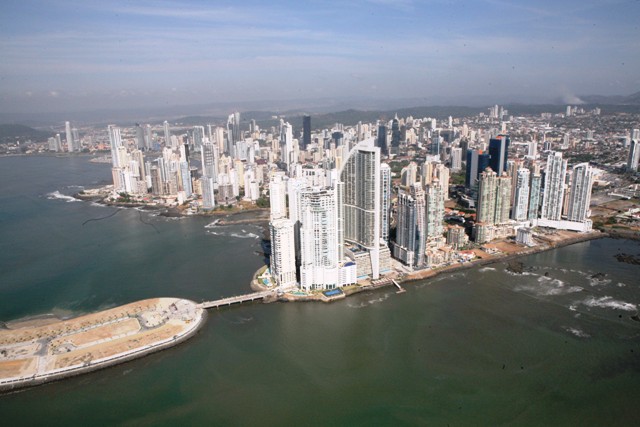 Vista aérea de la ciudad de Panamá. (Foto cortesía) COTAL se reunirá en Panamá para analizar tendencias del turismo