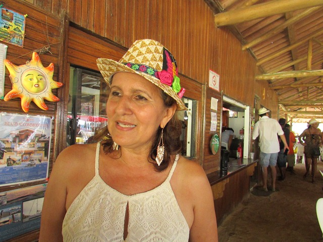 Juani Valdéz, dueña del restaurante Yarisnori, en Boca del Drago Ferry Xpress: ¿Una oportunidad para Bocas del Toro?