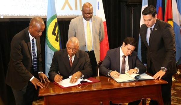 Panamá suscribe con Caricom acuerdo de intercambio de alertas migratorias