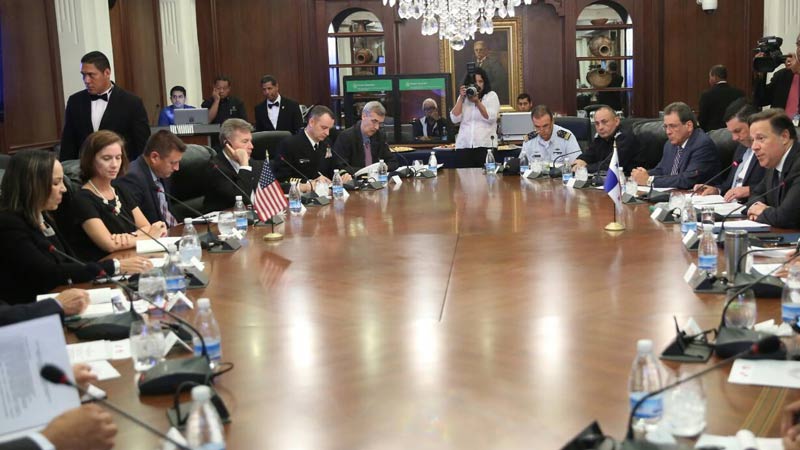 EE.UU. y Panamá acuerdan sobre política migratoria