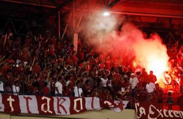 FIFA multa a Panamá con 10,000 dólares