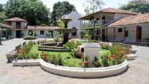 Tres culturas unidas en Mi Pueblito