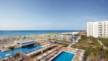 Riu Playa Blanca estrecha relaciones con operadores de turismo